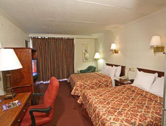 Knights Inn Greensboro Bagian luar foto